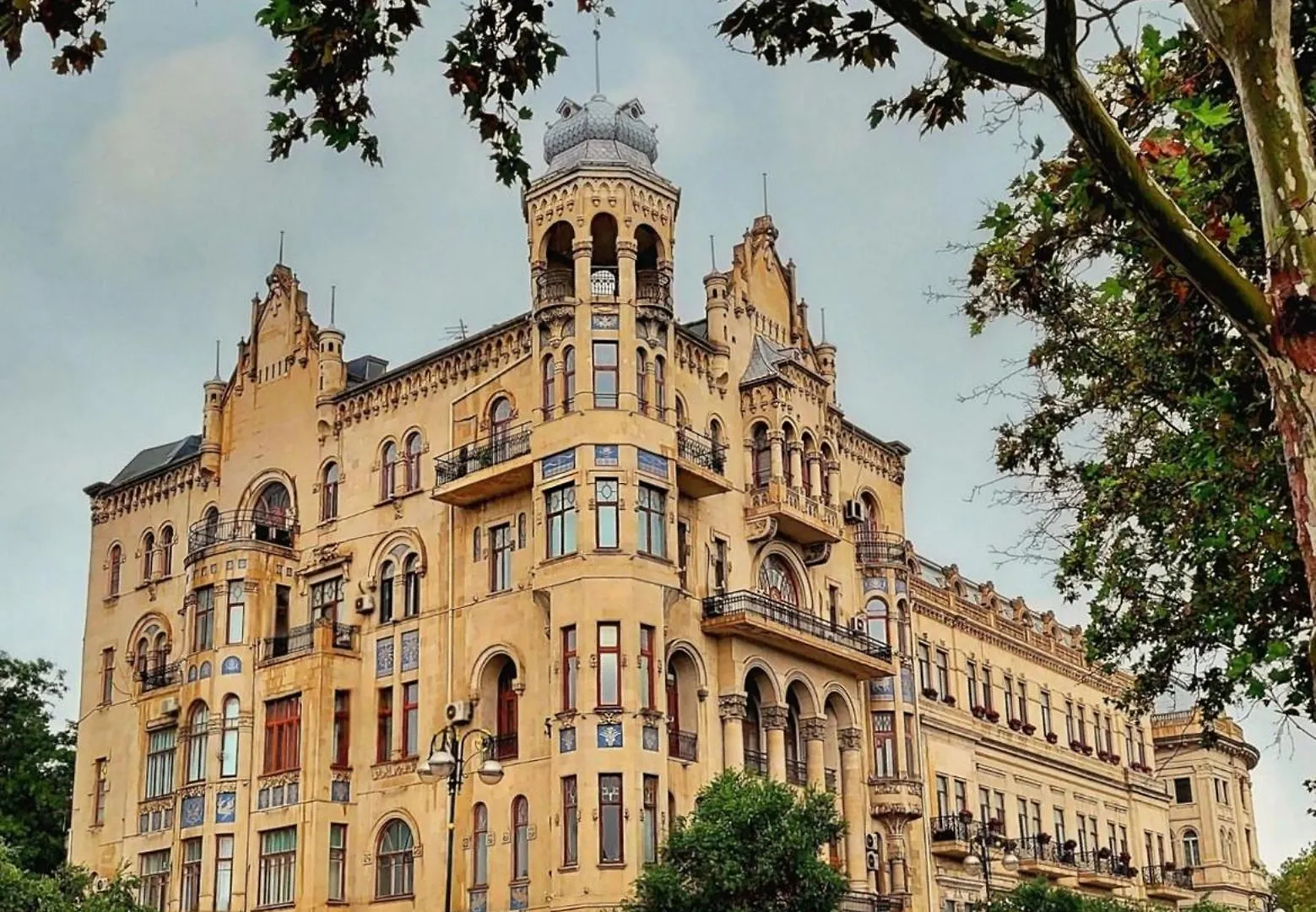 Hotel apartamentowy R Studios Old Baku