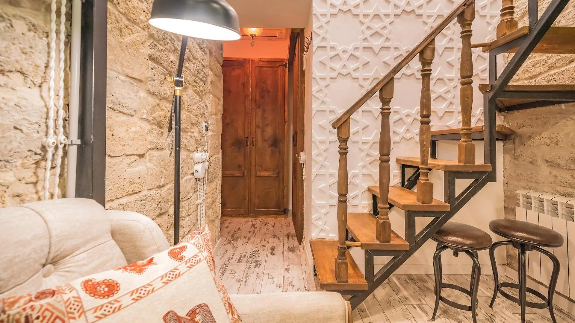 Apart Otel R Studios Old Bakü